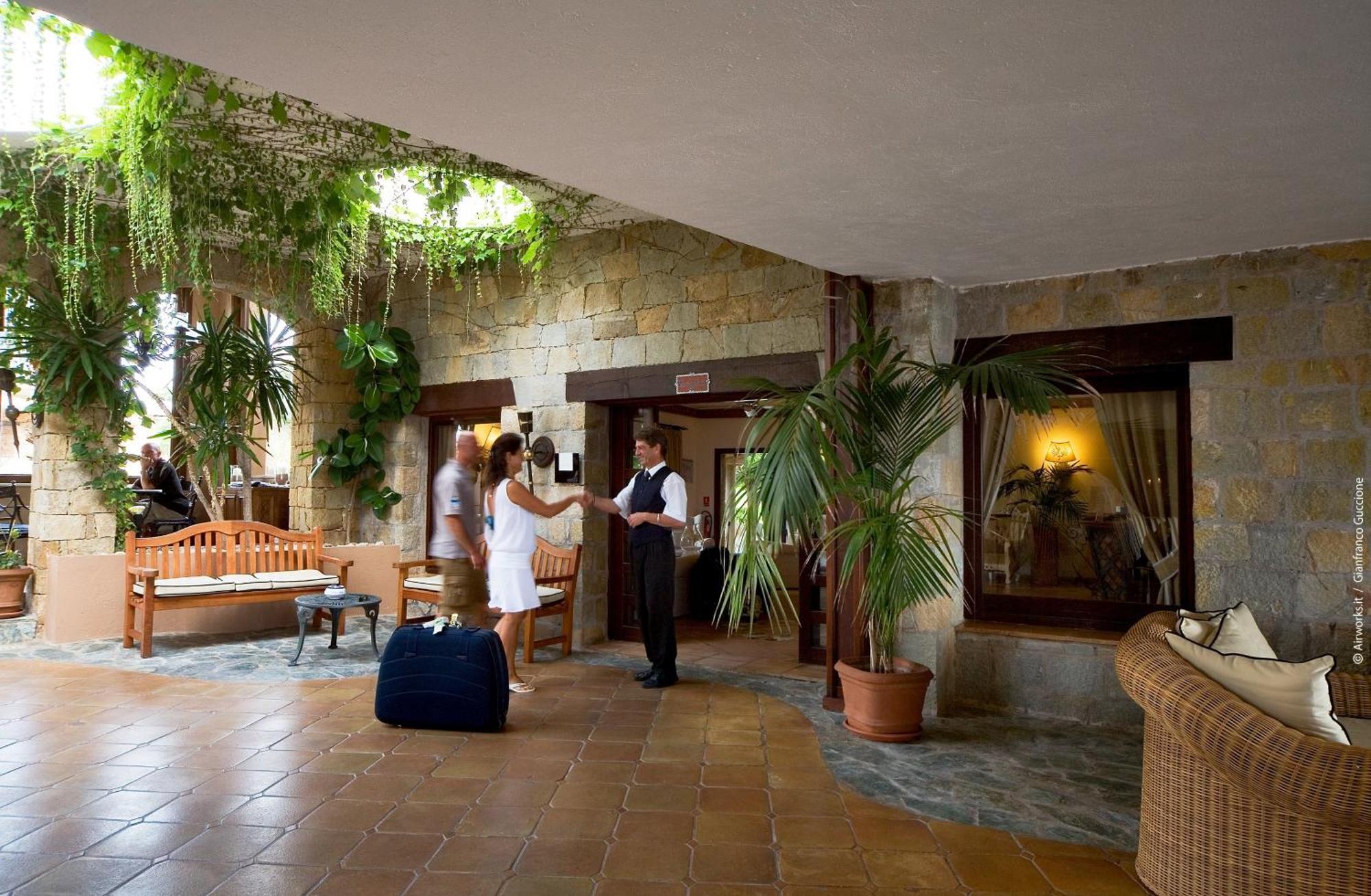 Hotel & Spa Des Pecheurs Bonifacio  Interior photo